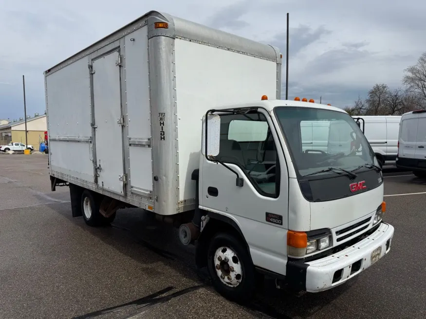 2005 GMC LCF 4500 | Photo 12 of 18