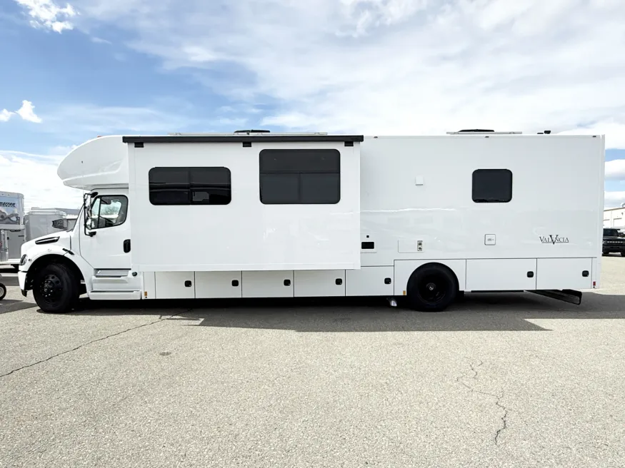 2026 Renegade Valencia 39RB | Photo 21 of 29