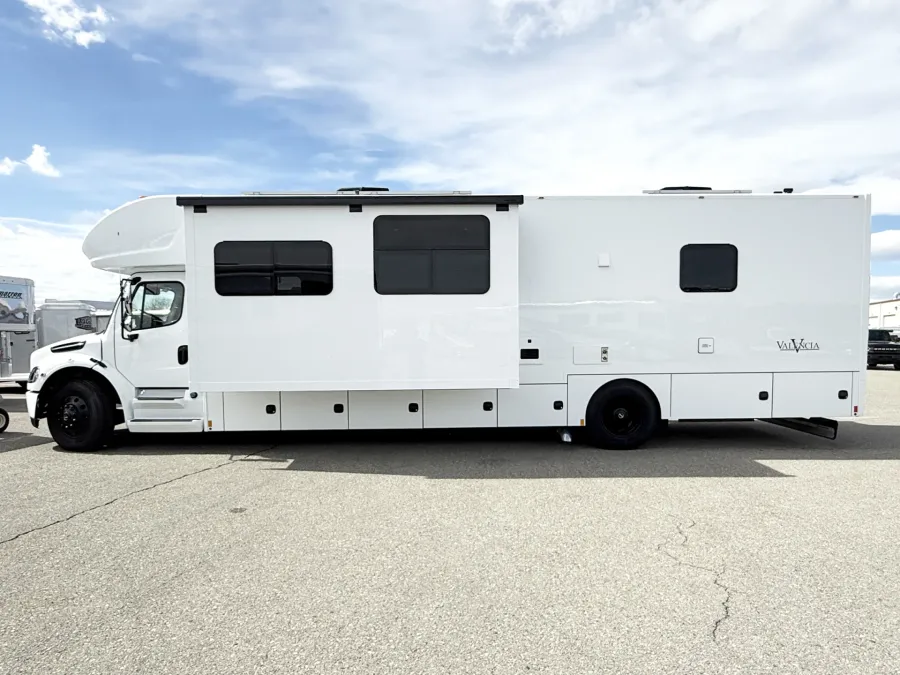 2026 Renegade Valencia 39RB | Photo 21 of 29