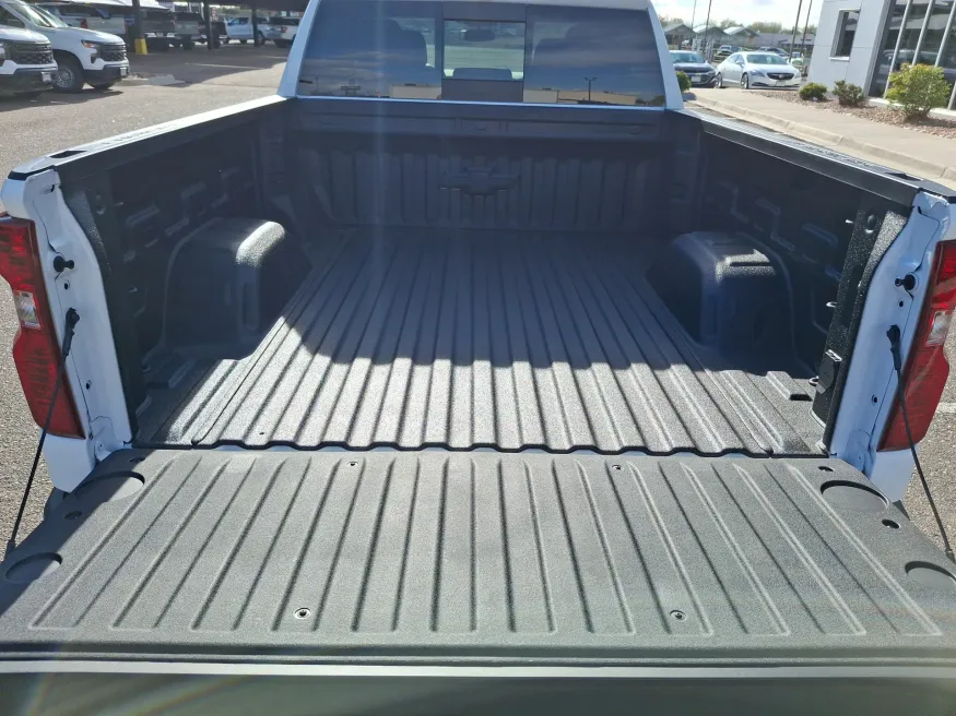 2026 Chevrolet Silverado 1500 LT | Photo 8 of 20