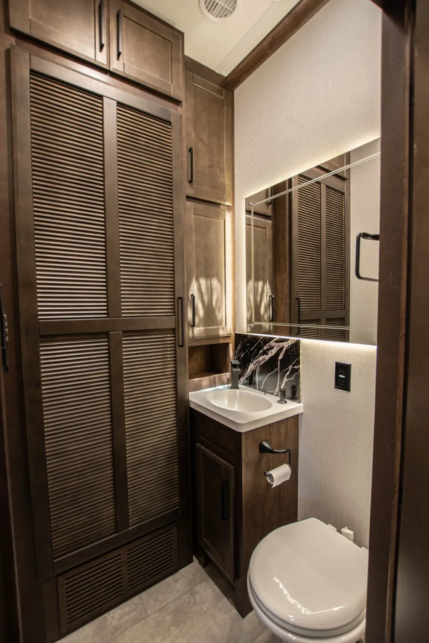 2025 Forest River Riverstone Legacy 39RKFB | Photo 17 of 25