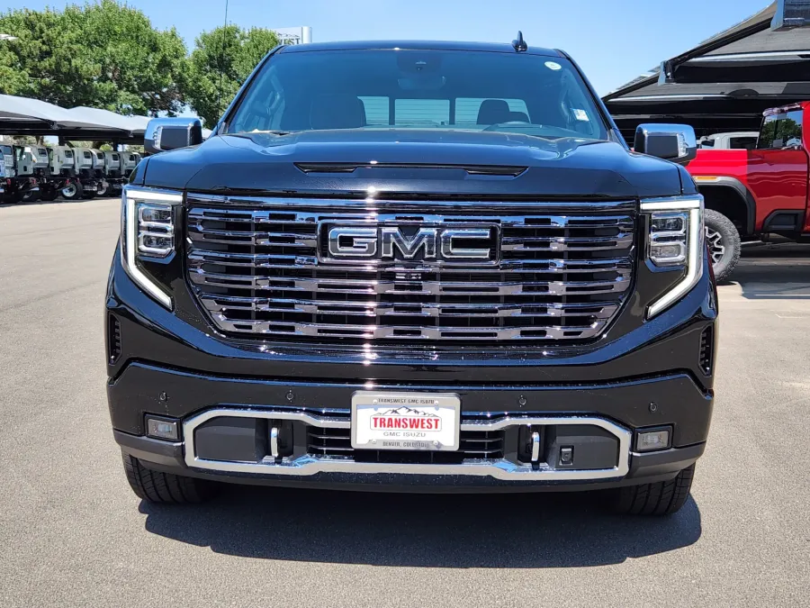 2026 GMC Sierra 1500 Denali Ultimate | Photo 4 of 29