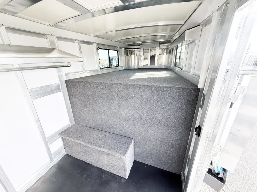 2026 Cimarron Lonestar Stock | Photo 5 of 17