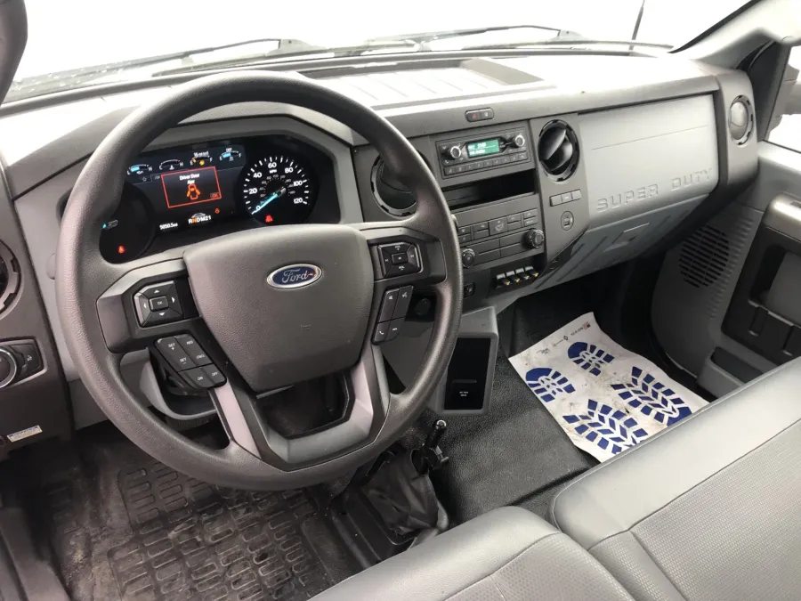 2023 Ford F750 | Photo 7 of 8