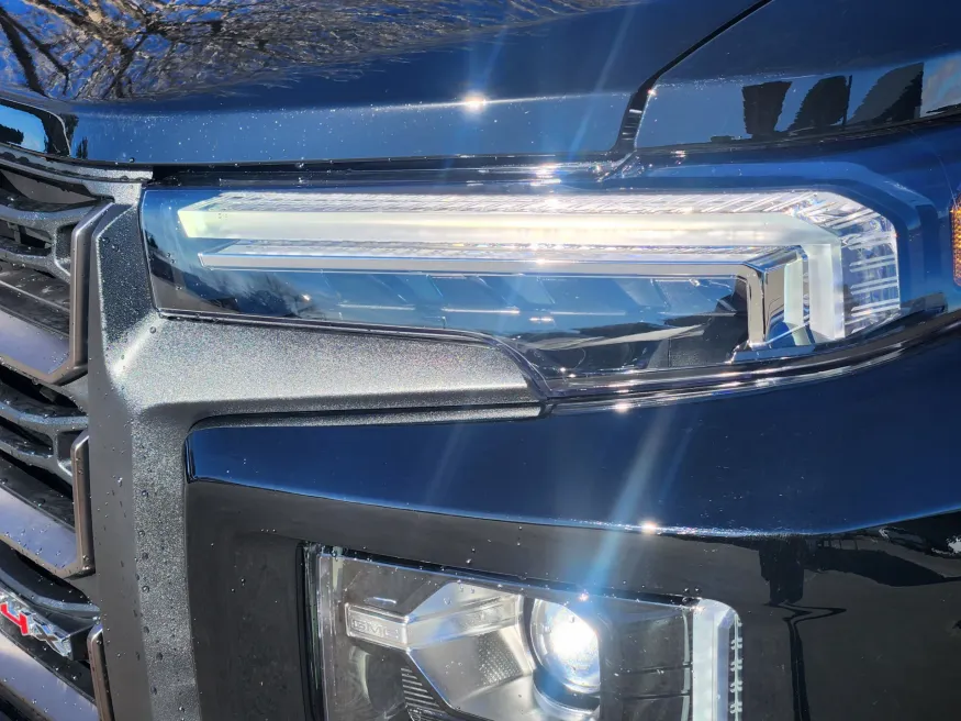 2026 GMC Canyon 4WD AT4X | Photo 7 of 25