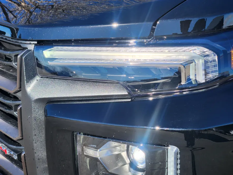 2026 GMC Canyon 4WD AT4X | Photo 7 of 25