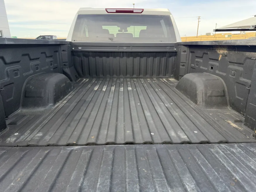 2022 Chevrolet Silverado 1500 Work Truck | Photo 7 of 17