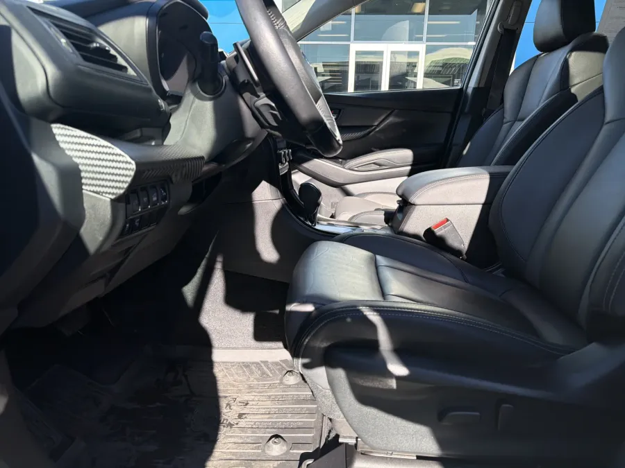 2022 Subaru Ascent Onyx Edition | Photo 16 of 25