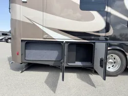 2016 Winnebago Journey 38P | Thumbnail Photo 26 of 30