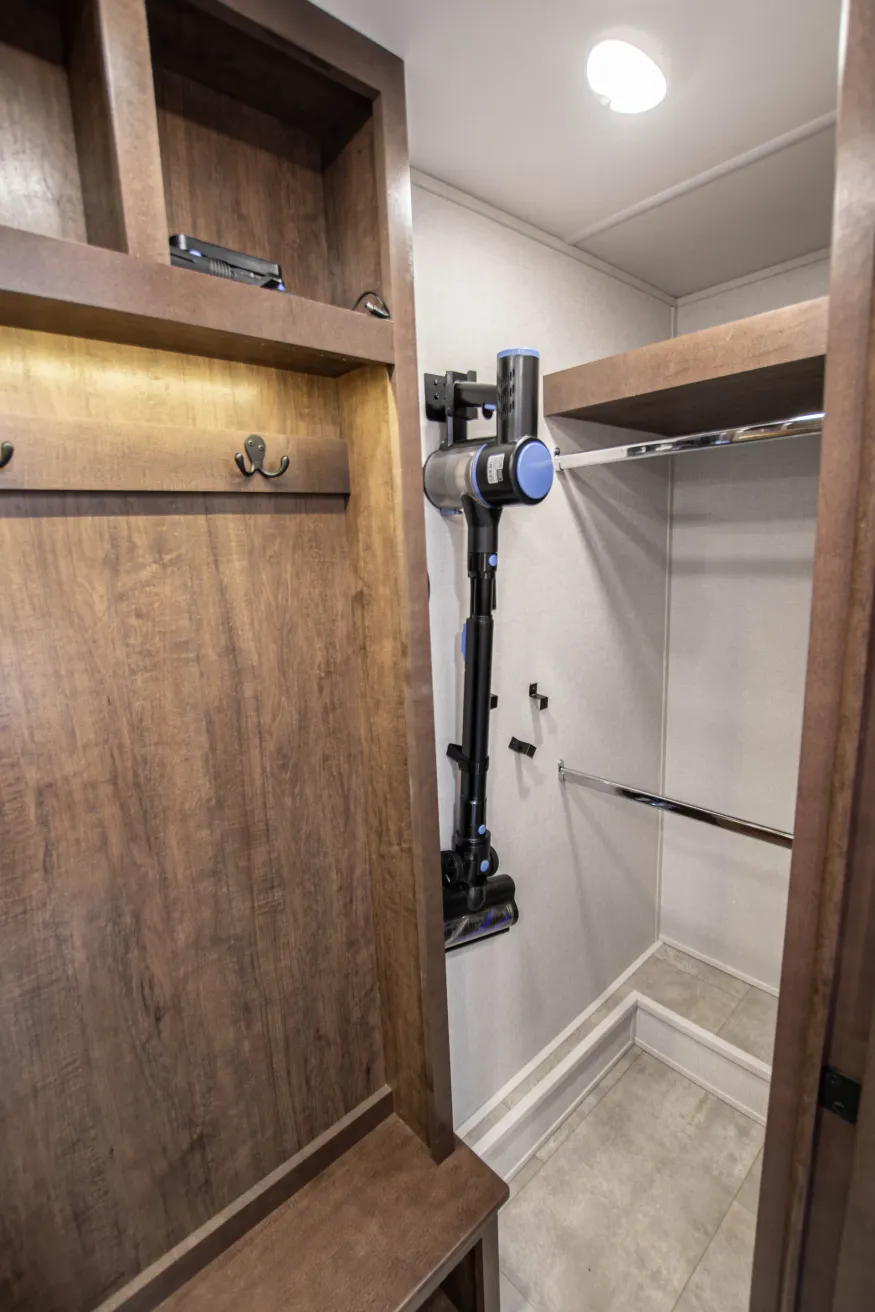 2025 Forest River Riverstone Legacy 39RKFB | Photo 23 of 25