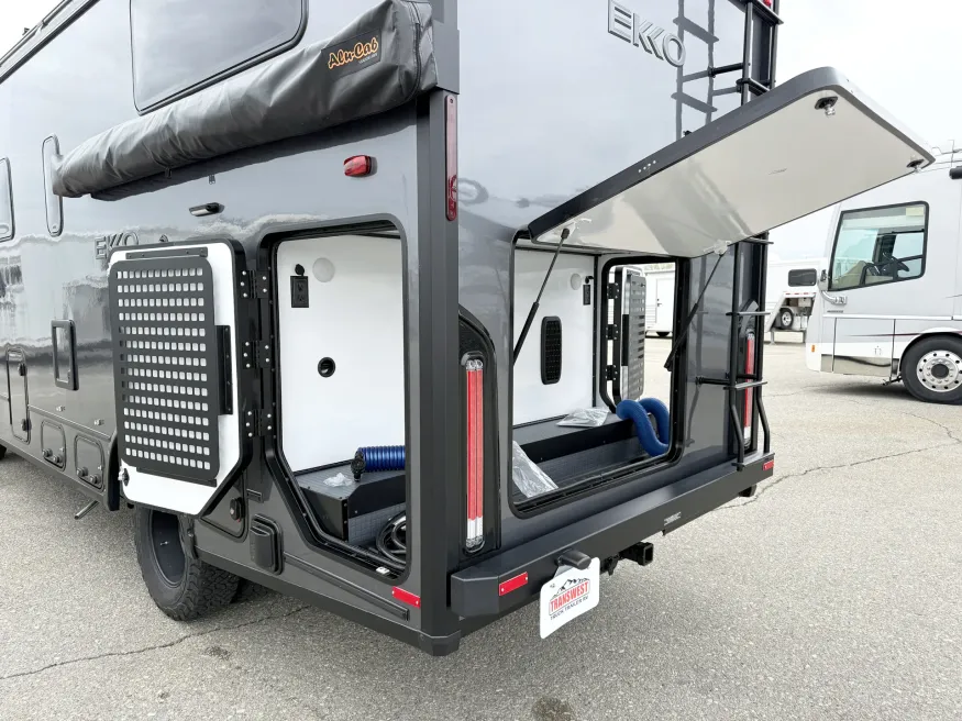 2026 Winnebago EKKO 23B | Photo 21 of 23