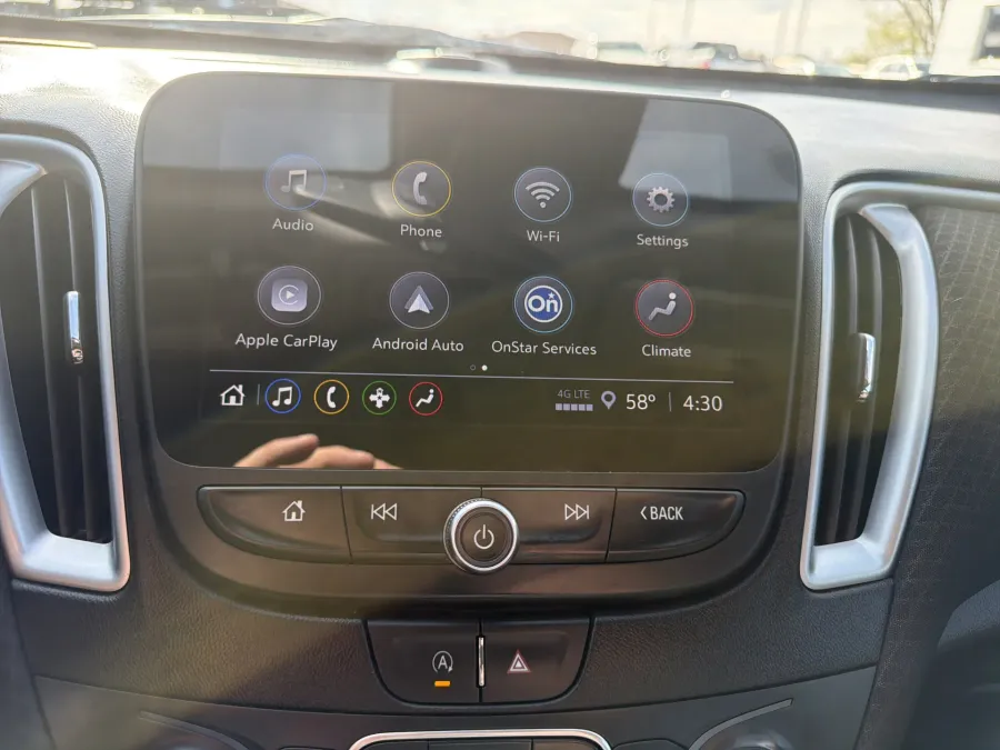 2025 Chevrolet Malibu LT | Photo 15 of 19