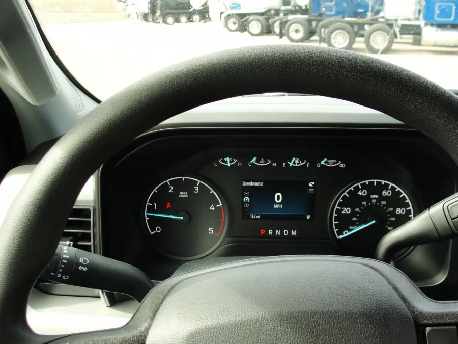 2026 Ford Super Duty F-550 | Photo 25 of 26