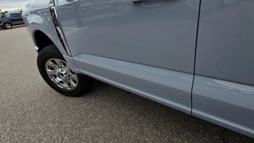 2026 Ford Super Duty F-250 | Photo 2 of 43