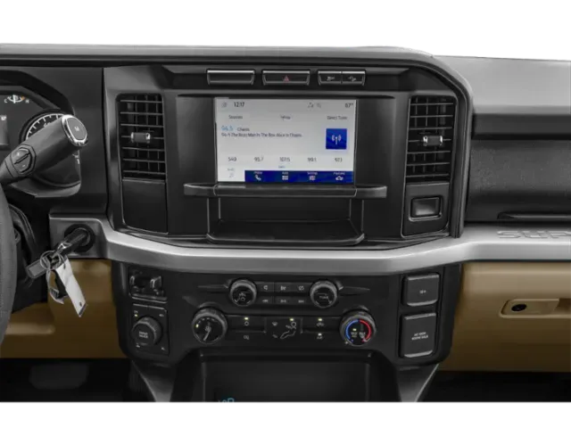 2026 Ford Super Duty F-250 | Photo 6 of 12