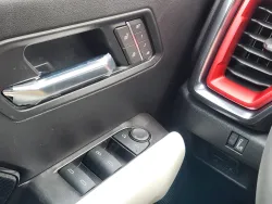 2026 GMC Canyon 4WD AT4X | Thumbnail Photo 17 of 25