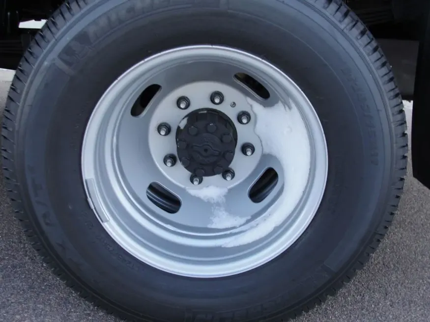 2026 Ford Super Duty F-350 XLT | Photo 15 of 16