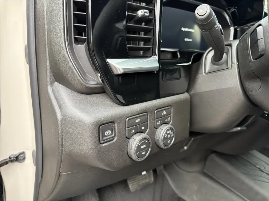 2026 Chevrolet Silverado 1500 RST | Photo 12 of 19