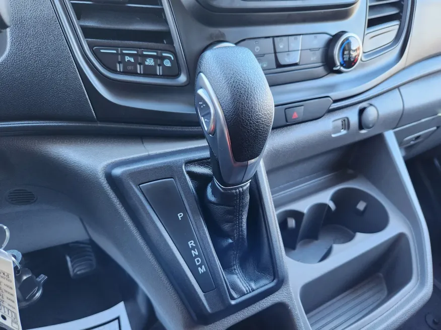 2023 Ford Transit Passenger Wagon T350 | Photo 28 of 30