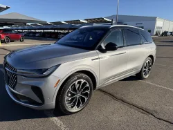 2024 Lincoln Nautilus Reserve | Thumbnail Photo 2 of 22