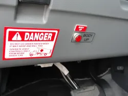 2025 Ford F-550 | Thumbnail Photo 10 of 17