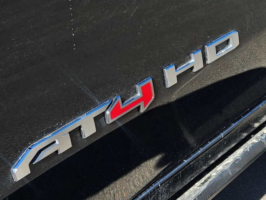 2026 GMC Sierra 2500HD AT4 | Photo 7 of 20