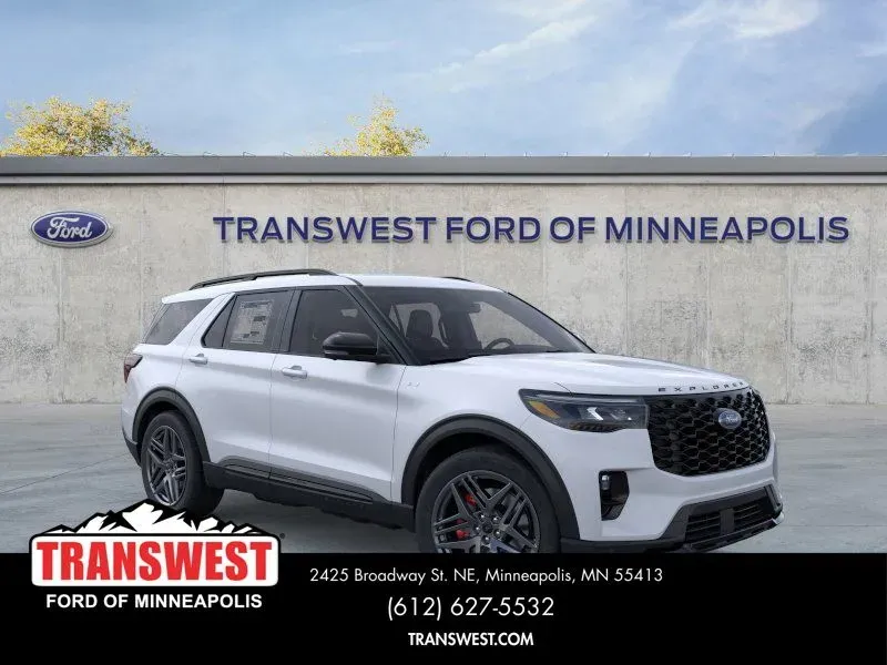 2026 Ford Explorer ST-Line | Photo 6 of 23