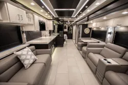 2026 Newmar Mountain Aire 4118 | Thumbnail Photo 3 of 44