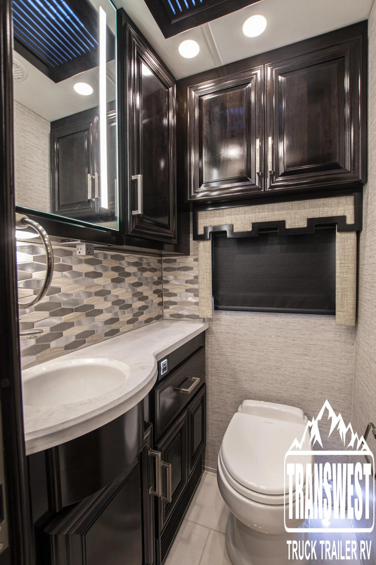 2023 Newmar London Aire 4569 | Photo 27 of 36