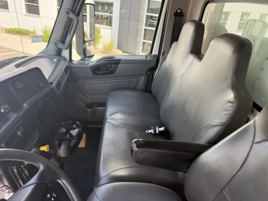 2020 International MV607 | Photo 10 of 13