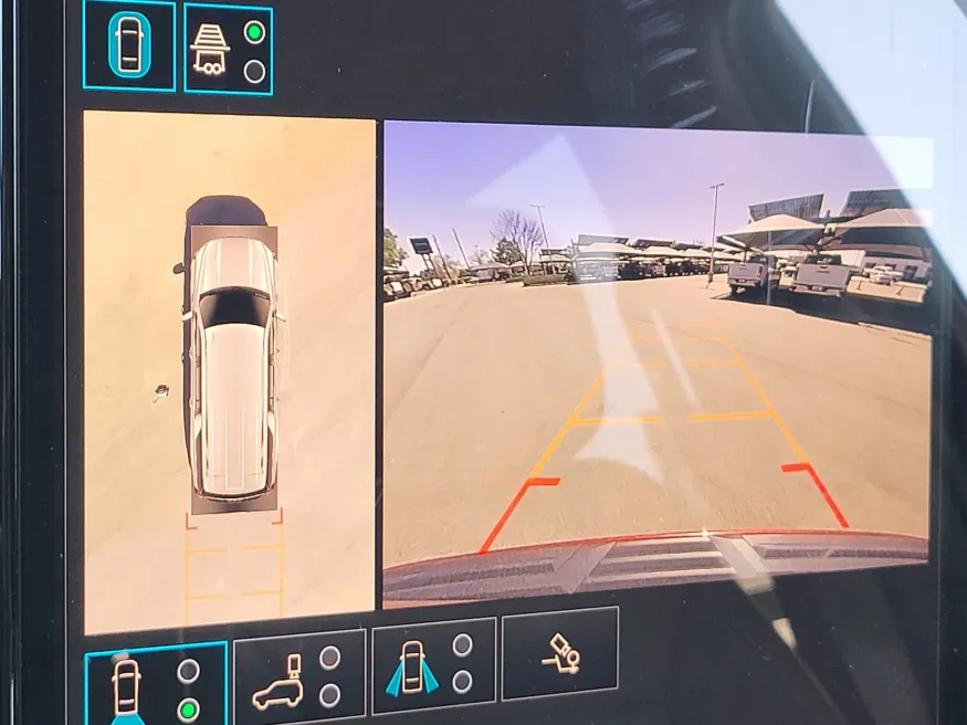 2026 GMC Yukon XL Elevation | Photo 15 of 27
