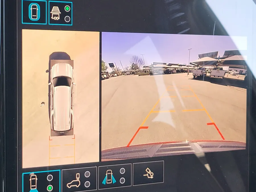 2026 GMC Yukon XL Elevation | Photo 15 of 27