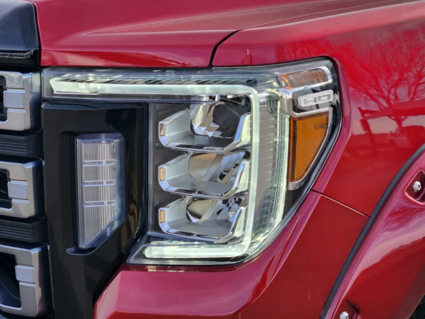 2022 GMC Sierra 2500HD AT4 | Photo 6 of 20