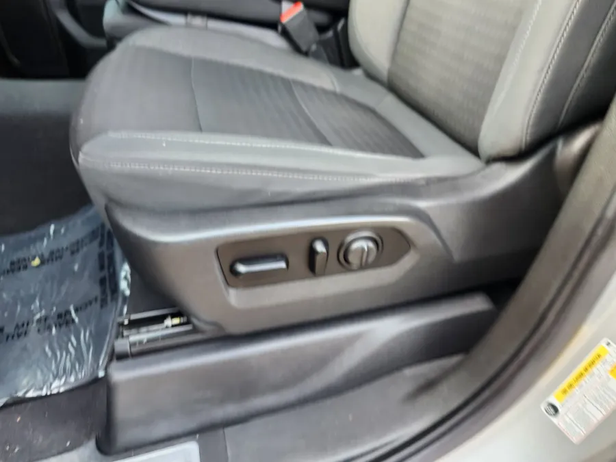 2021 GMC Sierra 1500 Elevation | Photo 9 of 28