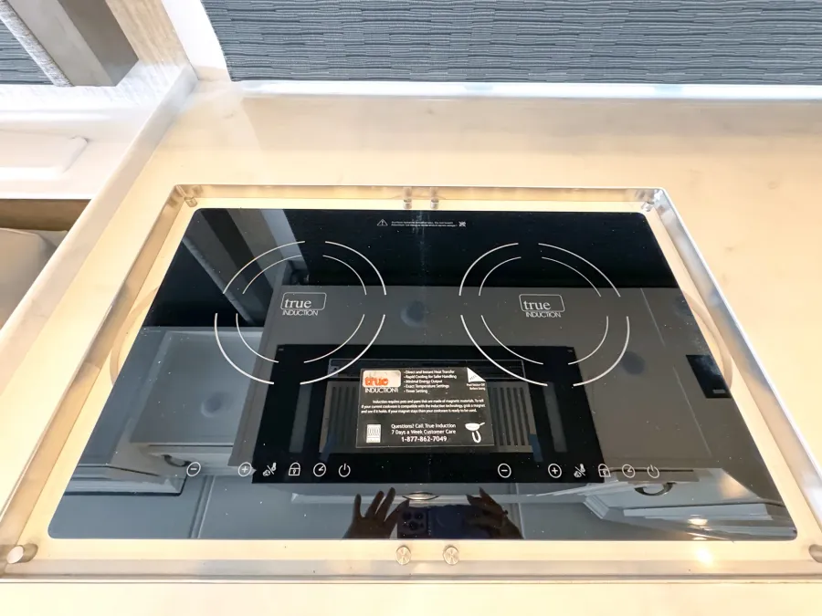 2026 Newmar Dutch Star 3836 | Photo 6 of 29