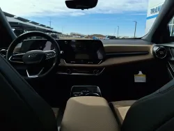 2026 Chevrolet Equinox AWD ACTIV | Thumbnail Photo 13 of 22