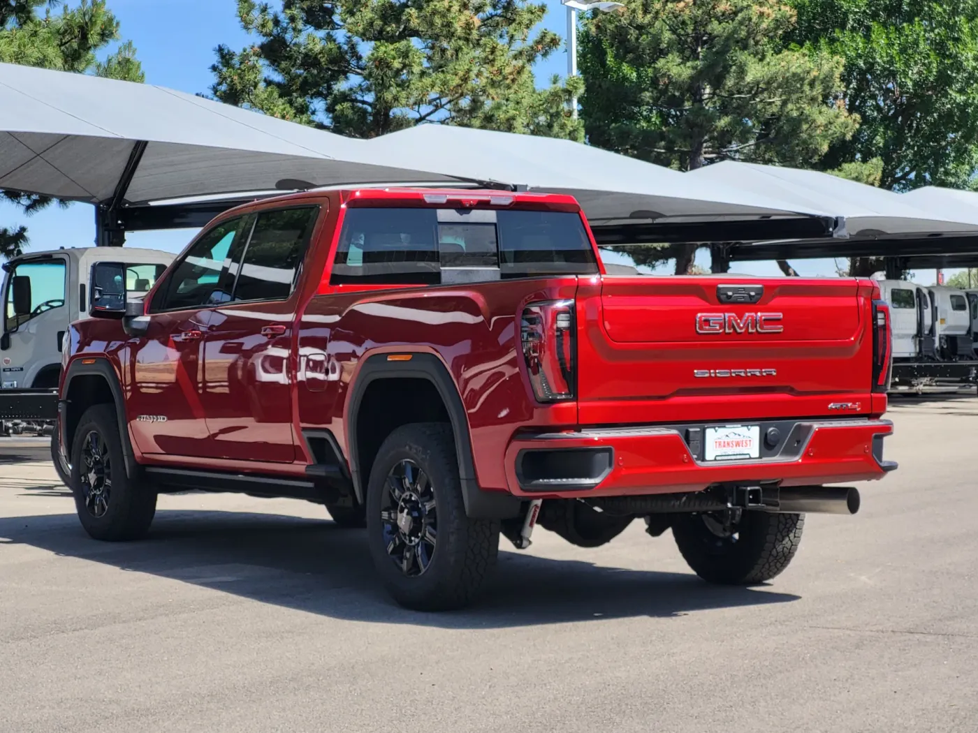 2026 GMC Sierra 2500HD AT4 | Photo 4 of 25