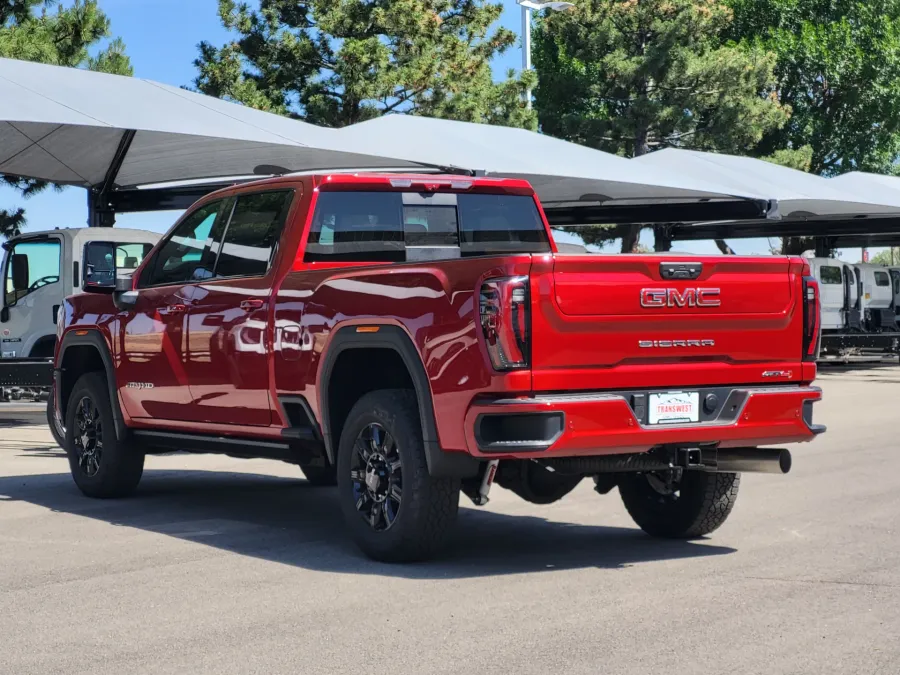 2026 GMC Sierra 2500HD AT4 | Photo 4 of 25
