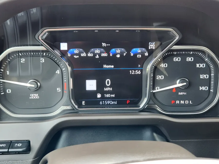 2022 GMC Sierra 2500HD Denali | Photo 12 of 21