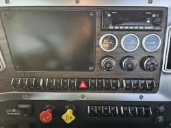 2022 Western Star 47X | Thumbnail Photo 11 of 18