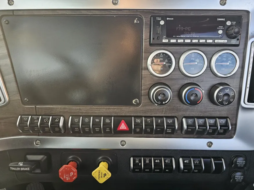 2022 Western Star 47X | Photo 11 of 18