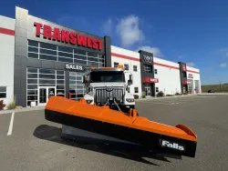 2026 Western Star 47X | Thumbnail Photo 2 of 11