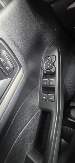 2022 Ford Escape | Thumbnail Photo 11 of 28