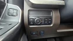 2026 Ford Super Duty F-250 | Thumbnail Photo 25 of 43