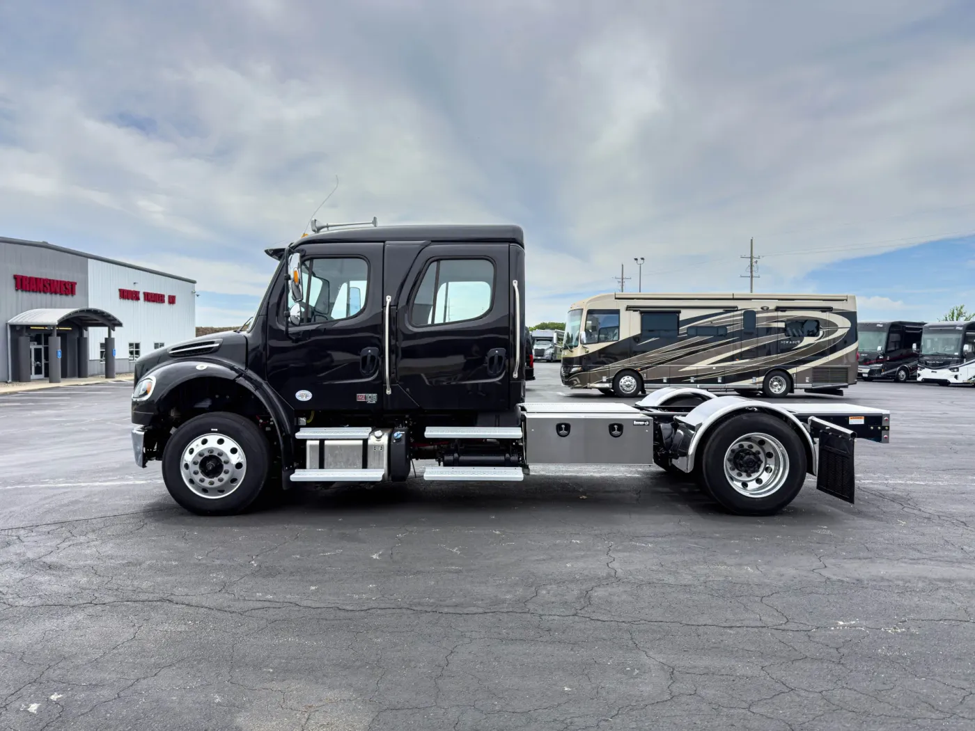 2024 Freightliner M2 106 Custom Build | Photo 3 of 16