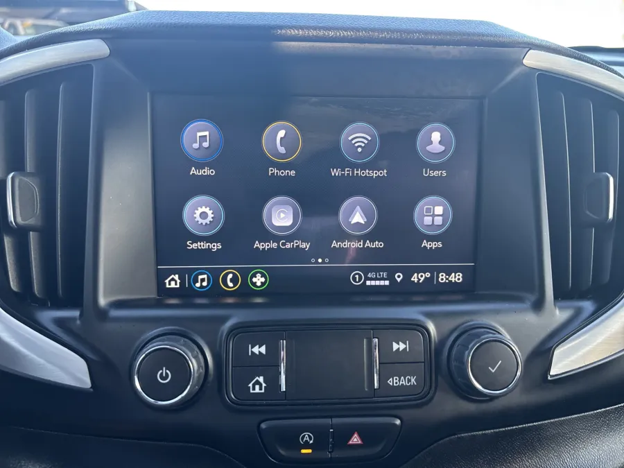 2024 GMC Terrain SLT | Photo 16 of 21