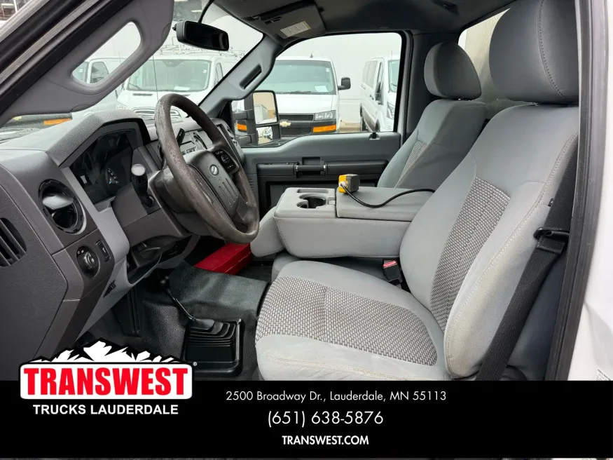 2016 Ford Super Duty F-550 XL | Photo 4 of 20