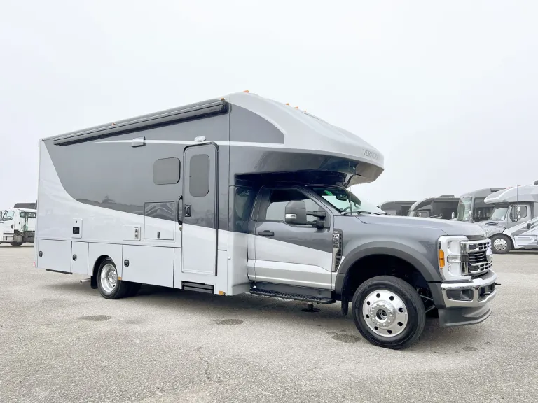 2024 Renegade Veracruz 30 VRM