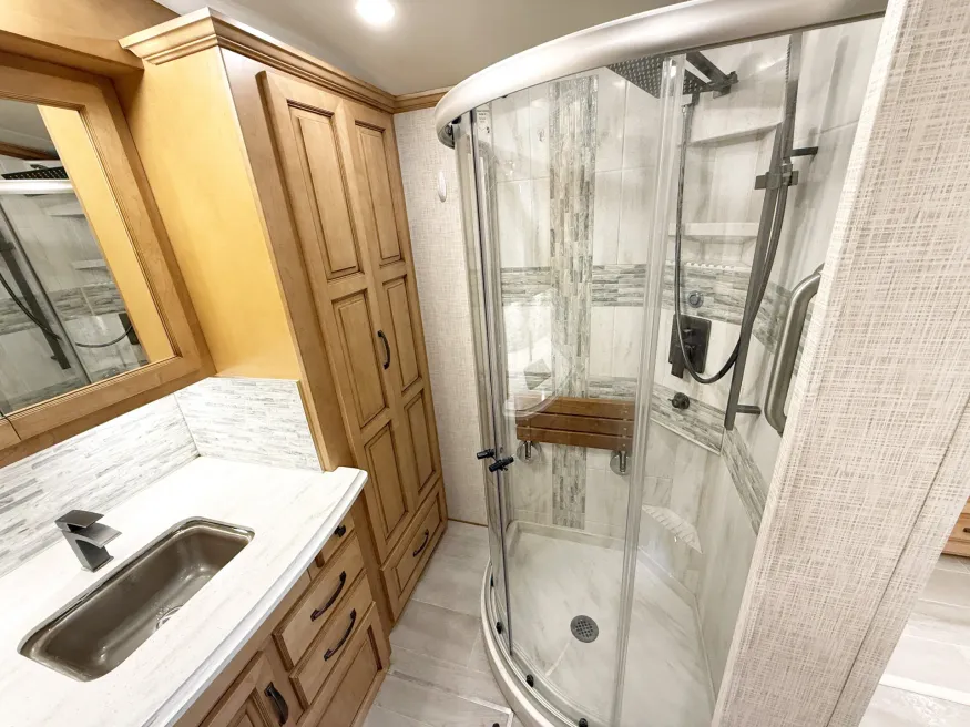 2023 Newmar Dutch Star 3736 | Photo 18 of 30