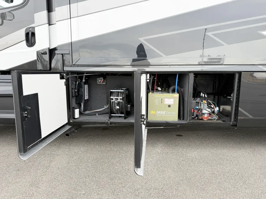 2026 Newmar Super Star 4159 | Photo 28 of 27